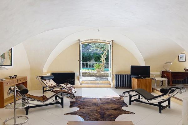 Vente Maison de luxe Uzès 12 Pièces 330 m²