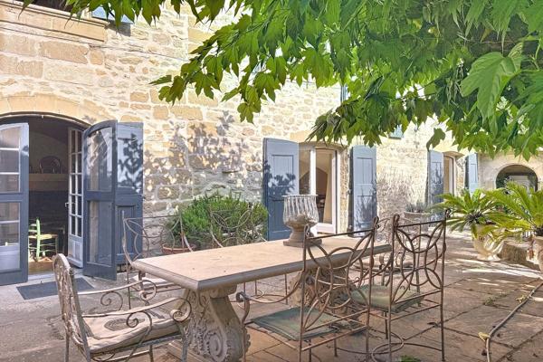 Vente Maison de luxe Uzès 12 Pièces 330 m²