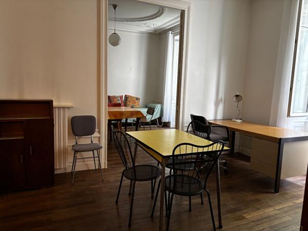 APPARTEMENT 4 PIECES CENTRE VILLE - GUIST'HAU , Nantes