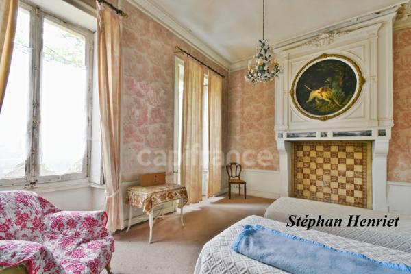 Propriete à vendre 9 pièces VOUZIERS (08)