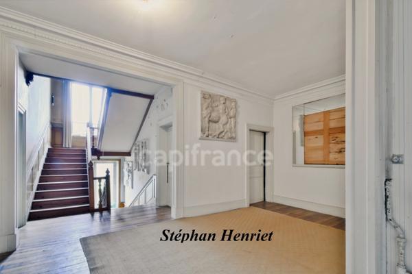 Propriete à vendre 9 pièces VOUZIERS (08)