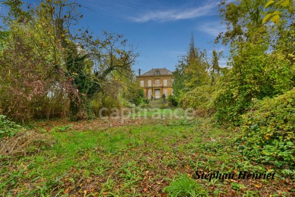 Propriete à vendre 9 pièces VOUZIERS (08)