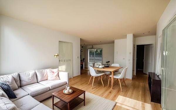 Maison à vendre    5 pièces •  Générac