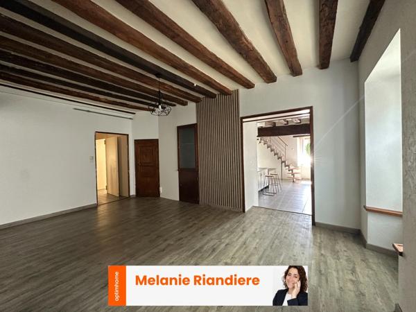 Maison de caractère à vendre à Courcelles-la-Forêt – 5 chambres, jardin et dépendances