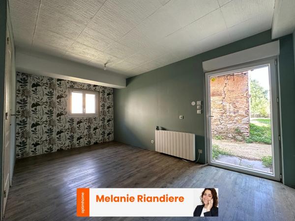 Maison de caractère à vendre à Courcelles-la-Forêt – 5 chambres, jardin et dépendances