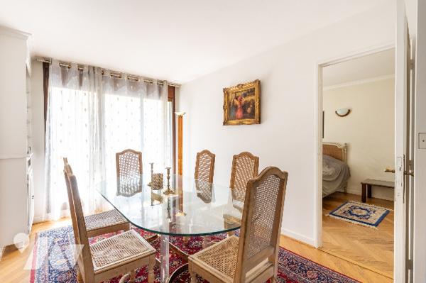 PARIS 16 - AUTEUIL SUD - RUE CALME - ÉTAGE ÉLEVÉ- APPARTEMENT FAMILIAL 155 M2 - 4/5 CHAMBRES