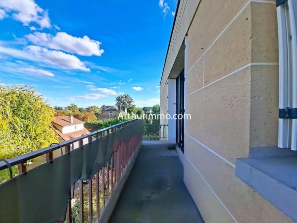 Vente                                                      Appartement
                        
                     4 pièces                      77 m2                     à Limeil-Brévannes