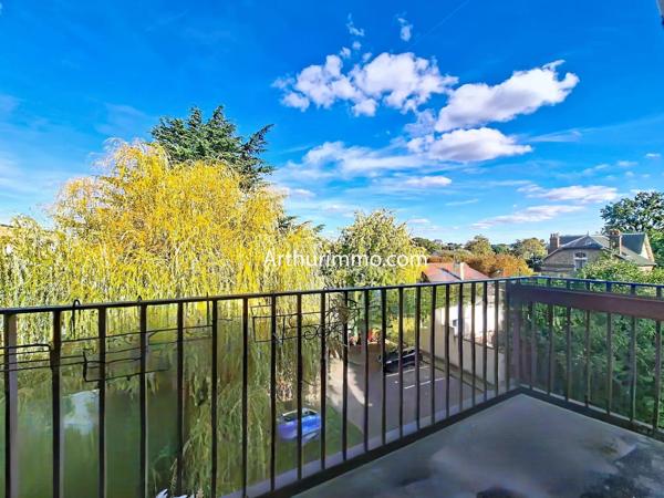 Vente                                                      Appartement
                        
                     4 pièces                      77 m2                     à Limeil-Brévannes