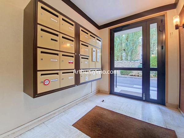 Vente                                                      Appartement
                        
                     4 pièces                      77 m2                     à Limeil-Brévannes