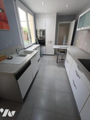 BAS HENRIVILLE : Jolie maison renovée de 133 m² avec TERRASSE