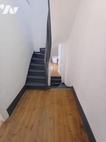 BAS HENRIVILLE : Jolie maison renovée de 133 m² avec TERRASSE