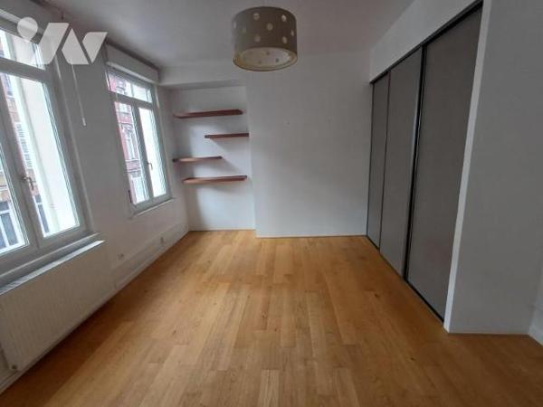 BAS HENRIVILLE : Jolie maison renovée de 133 m² avec TERRASSE