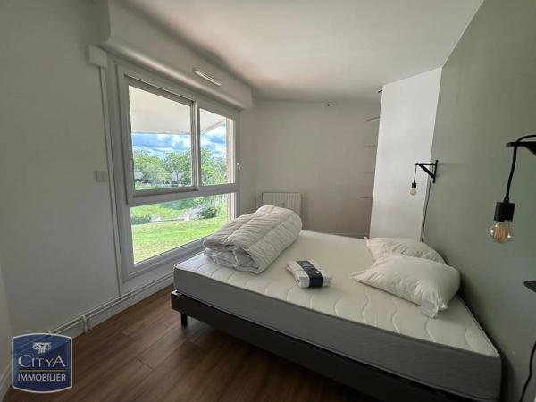 Appartement à louer 3 pièces 82.64m² Angers (49100)