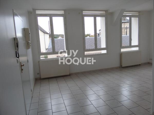 Bel immeuble de rapport 76320