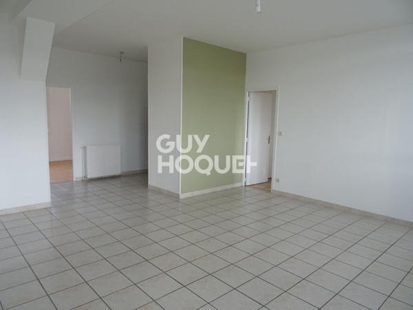 Bel immeuble de rapport 76320