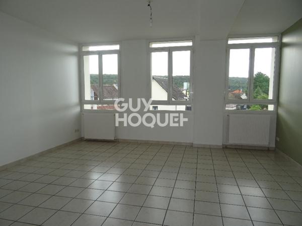 Bel immeuble de rapport 76320