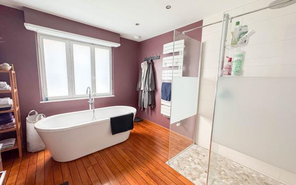 Maison à vendre    5 pièces • 200 m2 Souffelweyersheim