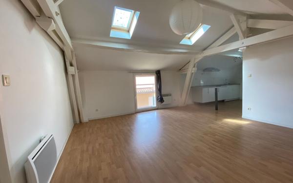 Appartement à louer    2 pièces •  Mont-de-Marsan