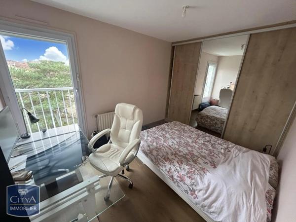 Appartement à louer 4 pièces 86.33m²