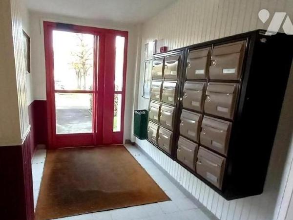 A MELUN, résidence de la Chasse, à 10mn en voiture ou 4 stations de bus de la gare de MELUN (li...