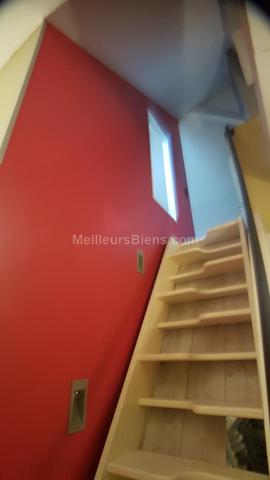 Loft / 2 chambres / mezzanine / garage souterrain.