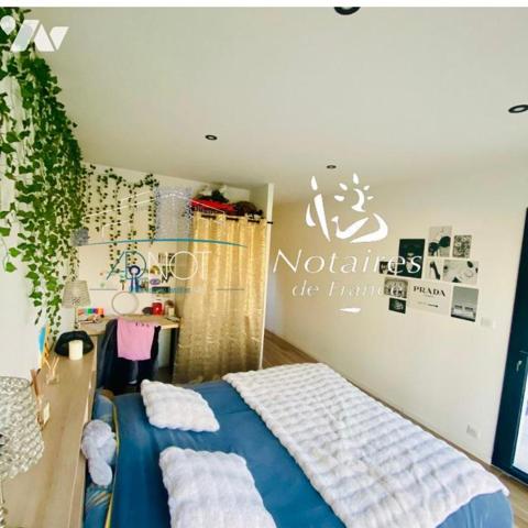 TRES BELLE VILLA D'ARCHITECTE