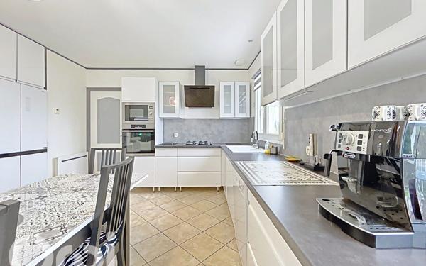 Maison à vendre    4 pièces • 102 m2 Mareuil-sur-Lay-Dissais