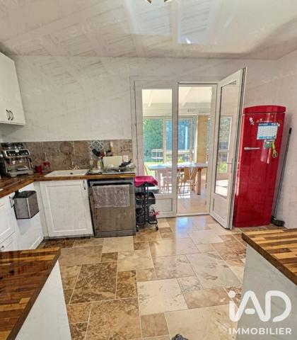 Maison à vendre 5 pièces 140 m² Marignane