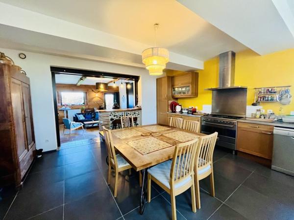 Maison à vendre |  Aucamville |  7 pièces | 224 m²