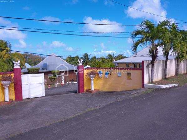 Propriete de 303 m²