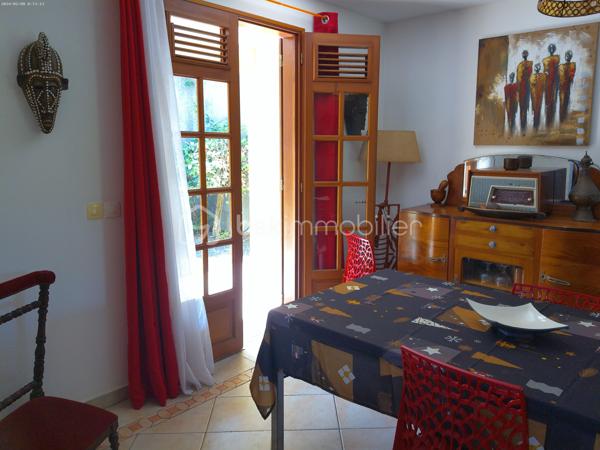 Propriete de 303 m²
