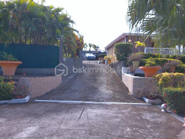 Propriete de 303 m²