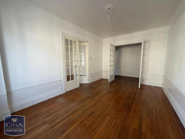 Appartement à louer 4 pièces 110.1m²