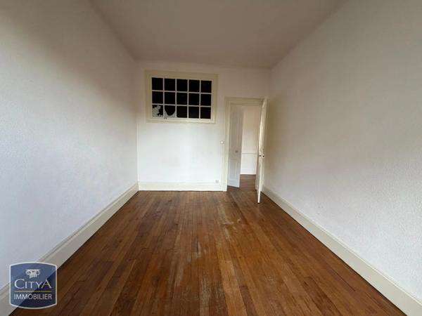 Appartement à louer 4 pièces 110.1m²