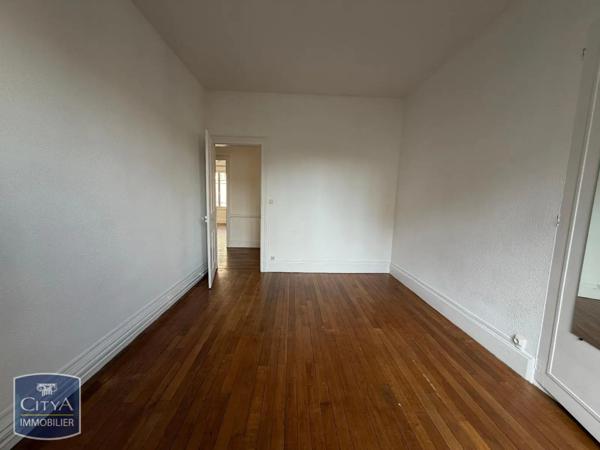 Appartement à louer 4 pièces 110.1m²