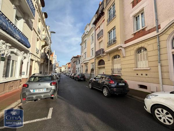 Appartement à louer 4 pièces 110.1m²