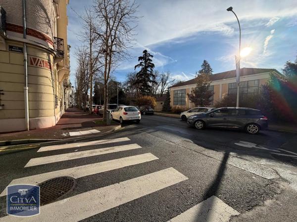 Appartement à louer 4 pièces 110.1m²