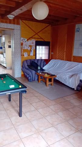 Grande maison contemporaine idéalement située