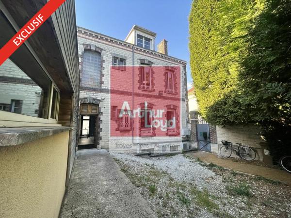 Bureaux 500 m² – Sainte-Savine