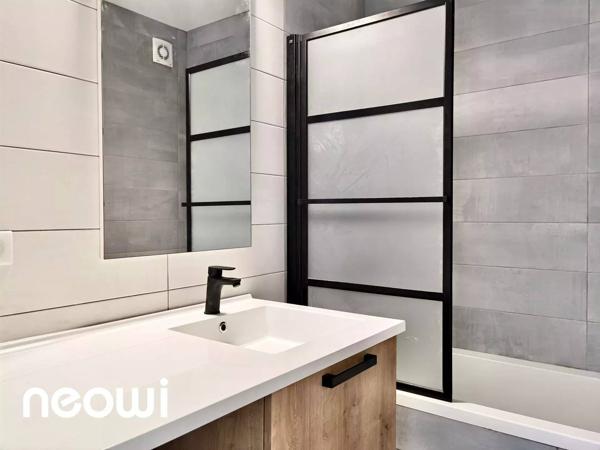 Appartement T5 - ascenseur - garage -balcon