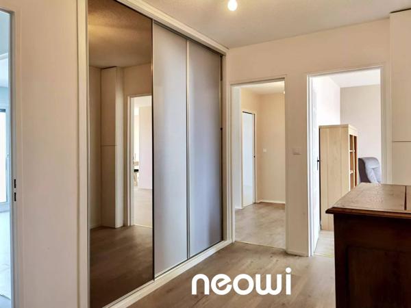Appartement T5 - ascenseur - garage -balcon