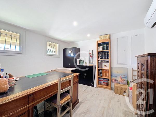 Maison à vendre  5 pièces - 135,83 m2 MOURIES - 13