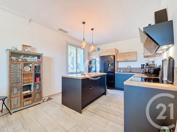 Maison à vendre  5 pièces - 135,83 m2 MOURIES - 13