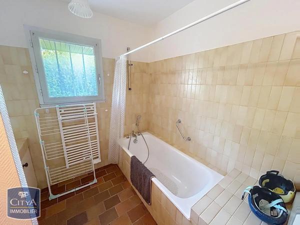 Maison à louer 5 pièces 122.78m² La Trinité-sur-Mer (56470)