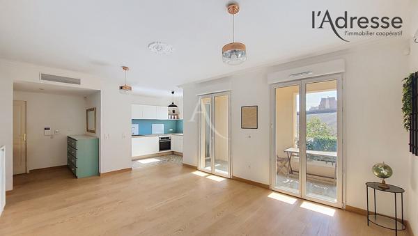 PUTEAUX/ Fusillés - Appartement 3 pièces 66m² - Loggia 5m² - 1 BOX - 2016