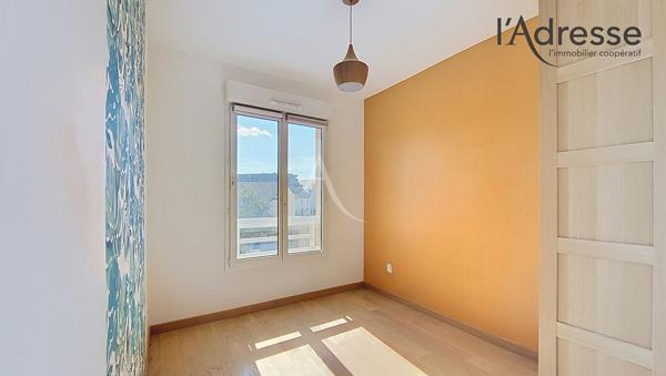 PUTEAUX/ Fusillés - Appartement 3 pièces 66m² - Loggia 5m² - 1 BOX - 2016