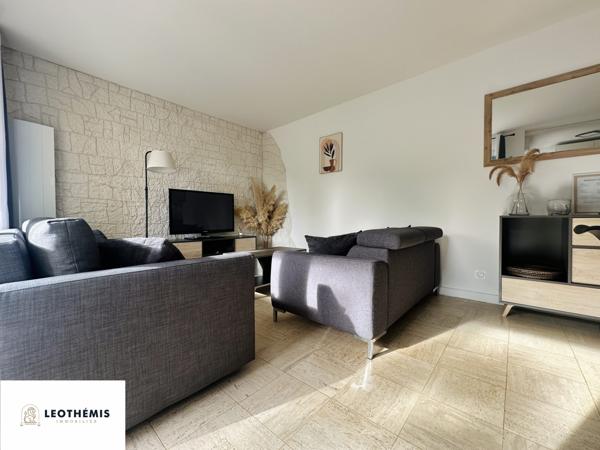 SPACIEUX APPARTEMENT – APERÇU MER