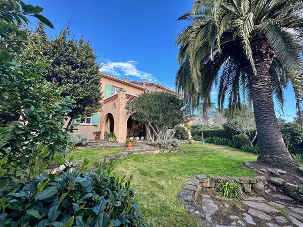 Achat maison Saint-Raphaël - 6 pièce(s) - 162 m² - 682 500 €