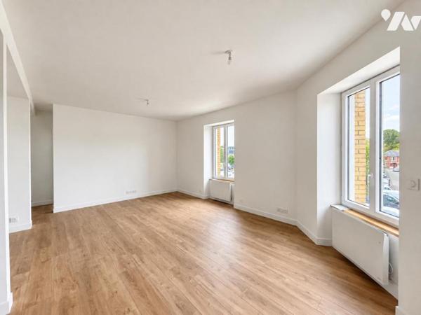 DINARD - Centre-ville - Appartement T4 en duplex - 75,99 m² Carrez - 91,51 m² au sol - 3 chambres