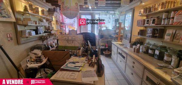 Local commercial et appartement - 110 m² - centre ville de Selles sur Cher